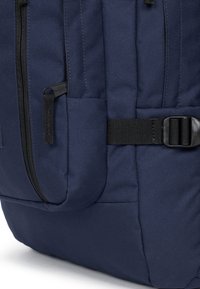 Eastpak VOLKER - Sac à dos - cs mono marine