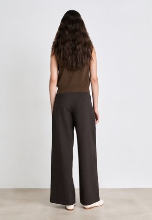 Rang 10: sessùn - PROVENCO - Hlače