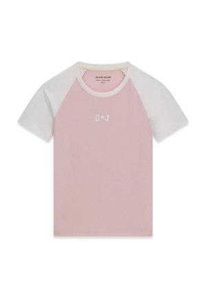 Kurzärmeliges T-Shirt mit Rundhalsausschnitt, weißen Ärmeln und pinkem Körper, mit kleinem weißem G star J-Logo vorne in der Mitte.