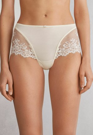 Briefs - natural