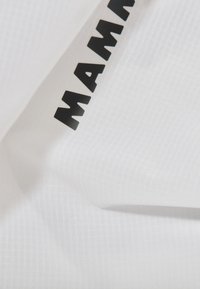 Thumbnail Image 9