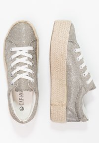 CAFèNOIR Espadrillas - metallic grey