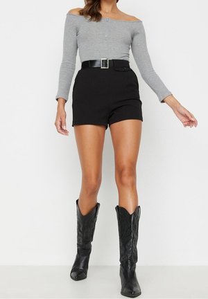 Shorts - black