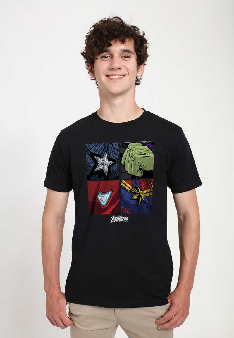Marvel AVENGERS HERO EMBLEMS - T-shirt z nadrukiem