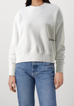 Sweater - white