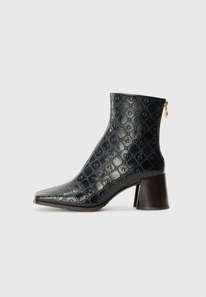 MARINE SERRE MOONOGRAM BLOCK - Stivaletti - black