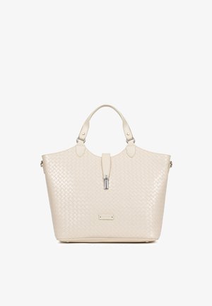 Borsa tote in pelle intrecciata beige crema con due manici e chiusura a clip in argento, strutturata e capiente per l'uso quotidiano.