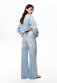 Thumbnail Image 2