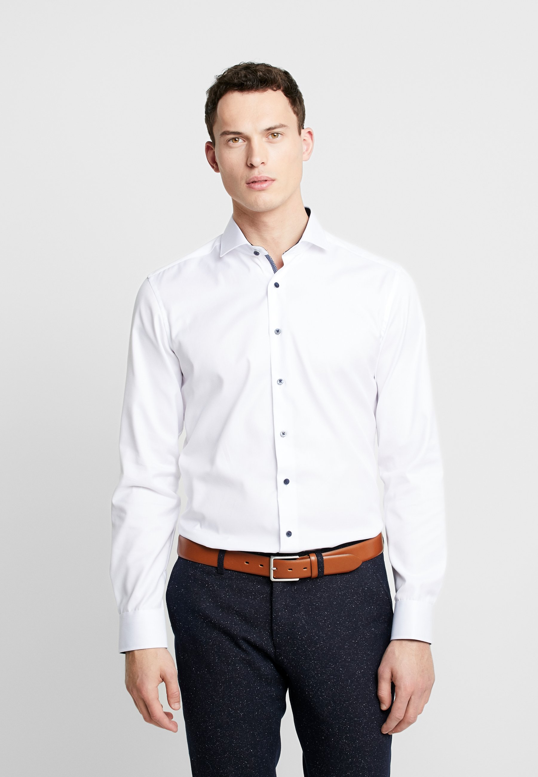 Herren SLIM FIT - Businesshemd Herren SLIM FIT - Businesshemd