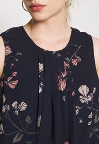 Vero Moda Blus - dark blue