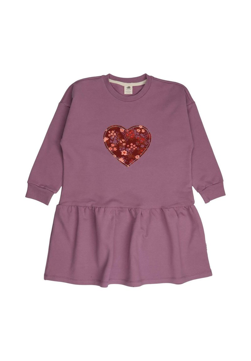 Lila Kleid mit langen Ärmeln, gerafftem Rock, das ein herzförmiges Pailletten-Patch mit floralen Mustern in roten und pinken Tönen auf der Brust zeigt.