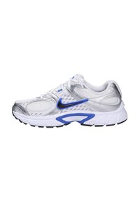 Scarpa da ginnastica bianca e argento con accenti blu, tomaia in rete, soletta ammortizzata e suola in gomma nera. Caratterizzata da un sistema di allacciatura e logo.