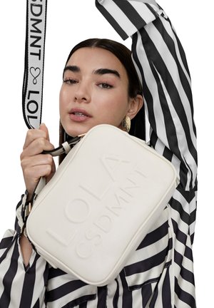Cross body bag - off white