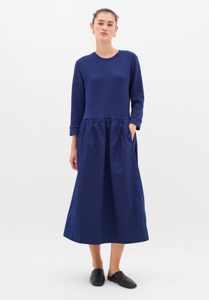 MIRA - Jerseykleid - blue academy