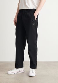 Calvin Klein Jeans CROPPED - Pantaloni - black