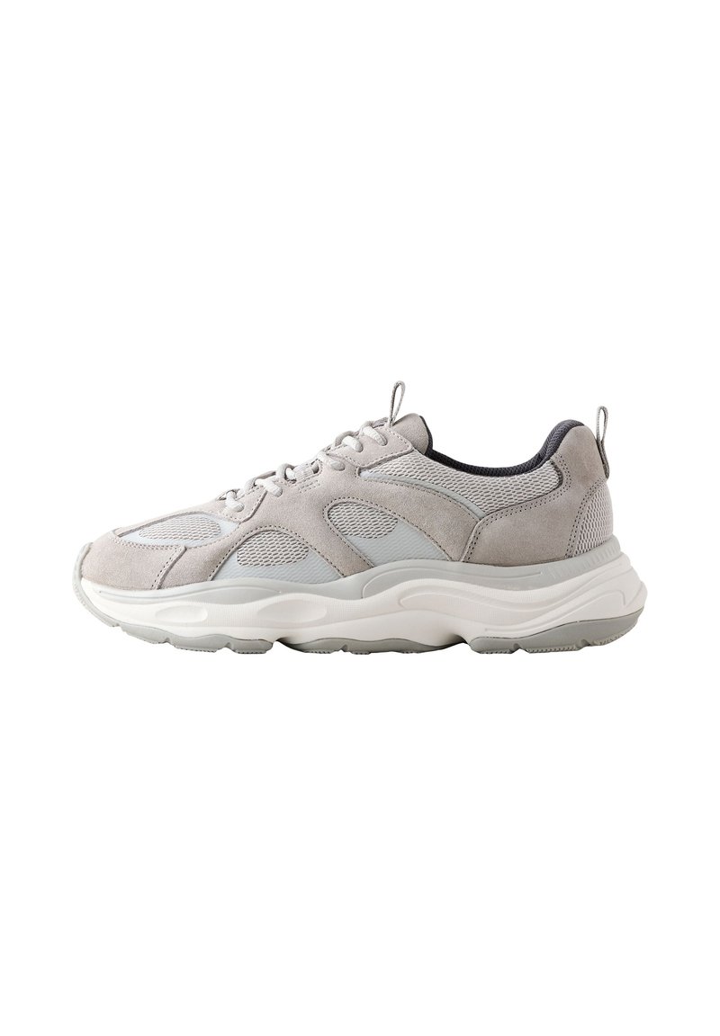 Next REGULAR FIT - TRIM RUNNERS - Trainers - grey - Zalando