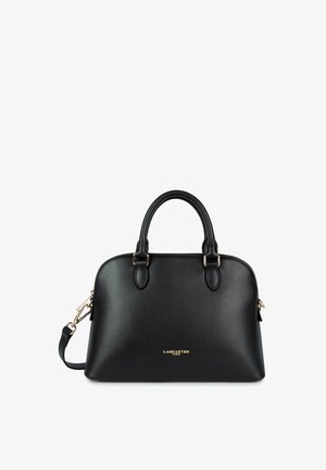 Sac à main en cuir noir avec une forme structurée, deux poignées supérieures, une bandoulière amovible et des éléments en métal doré. Présente un logo en relief.