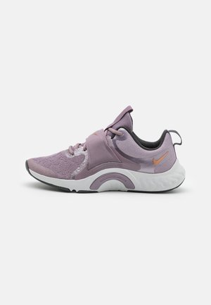 Chaussures fitness - purple