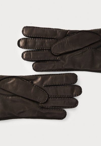 Sorte skinnhansker med en glatt tekstur, med sydd søm og design for fem fingre. Ingen bemerkelsesverdige mønstre eller metallbeslag.