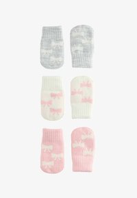 Selected, dusky pink