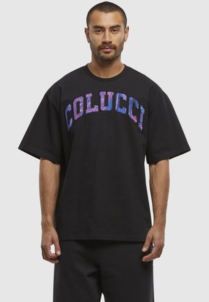 Colucci Nyomott mintás póló - black pink