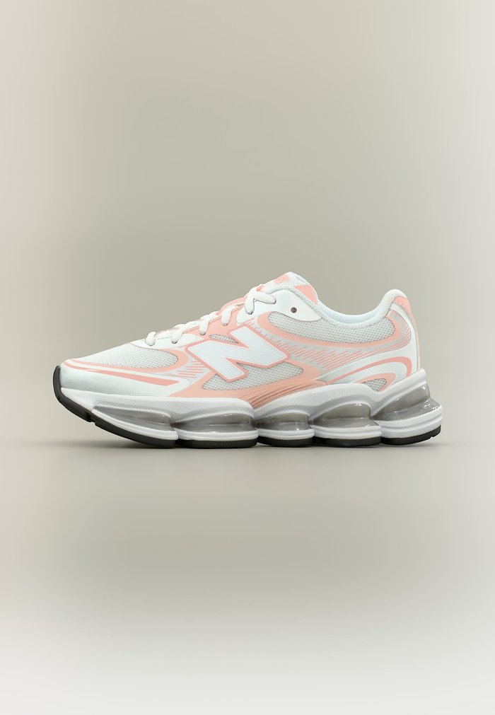 New Balance 2000 UNISEX - Trainers - pink haze/silver-coloured metallic