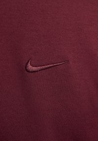 Nike Performance PRIMARY - Camiseta deportiva - dark team red dark team red