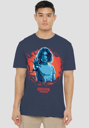 NETFLIX STRANGERS THINGS ELEVEN REACH OUT - Print T-shirt - blue