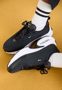 AIR MAX PORTAL - Zapatillas - black/white