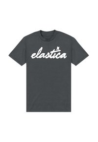 Mørkegrå bomulds t-shirt med ordet "elastica" i stor, hvid, stiliseret skrift på forsiden. Korte ærmer, rund halsudskæring.