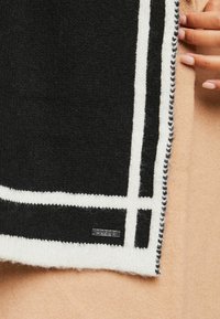 Lipsy COSY MONOCHROME REVERSIBLE - REGULAR FIT - Šál - black