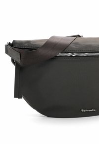 Černá látková ledvinka se zipovým uzávěrem, nastavitelným popruhem a logem. Hladká textura s minimalistickým designem.
