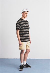 Carhartt WIP AMOUR UNISEX - Șapcă - white/black