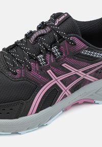 ASICS GEL-VENTURE 9 - Løpesko for mark - black/soft berry