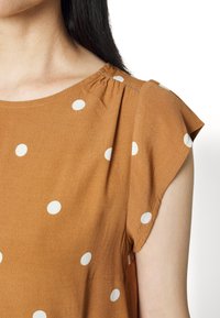 Saint Tropez BLANCA ADELE - Blusa - tobacco brown