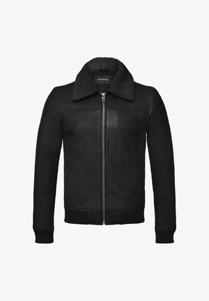 Giacca in pelle nera con colletto in shearling, chiusura con zip e polsini a costine. Presenta una texture liscia e un design aderente.