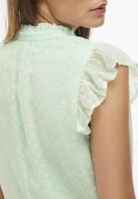 VILA VIEDEE V NECK  - Blus - silt green