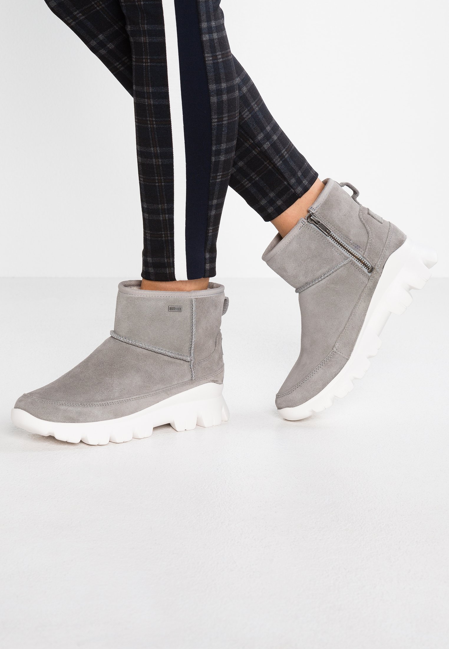 palomar boot ugg