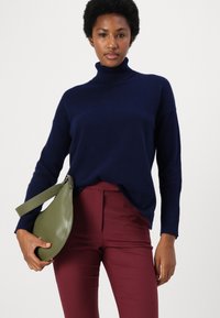 pure cashmere TURTLENECK LOOSE FIT TUNIC - Pullover - navy