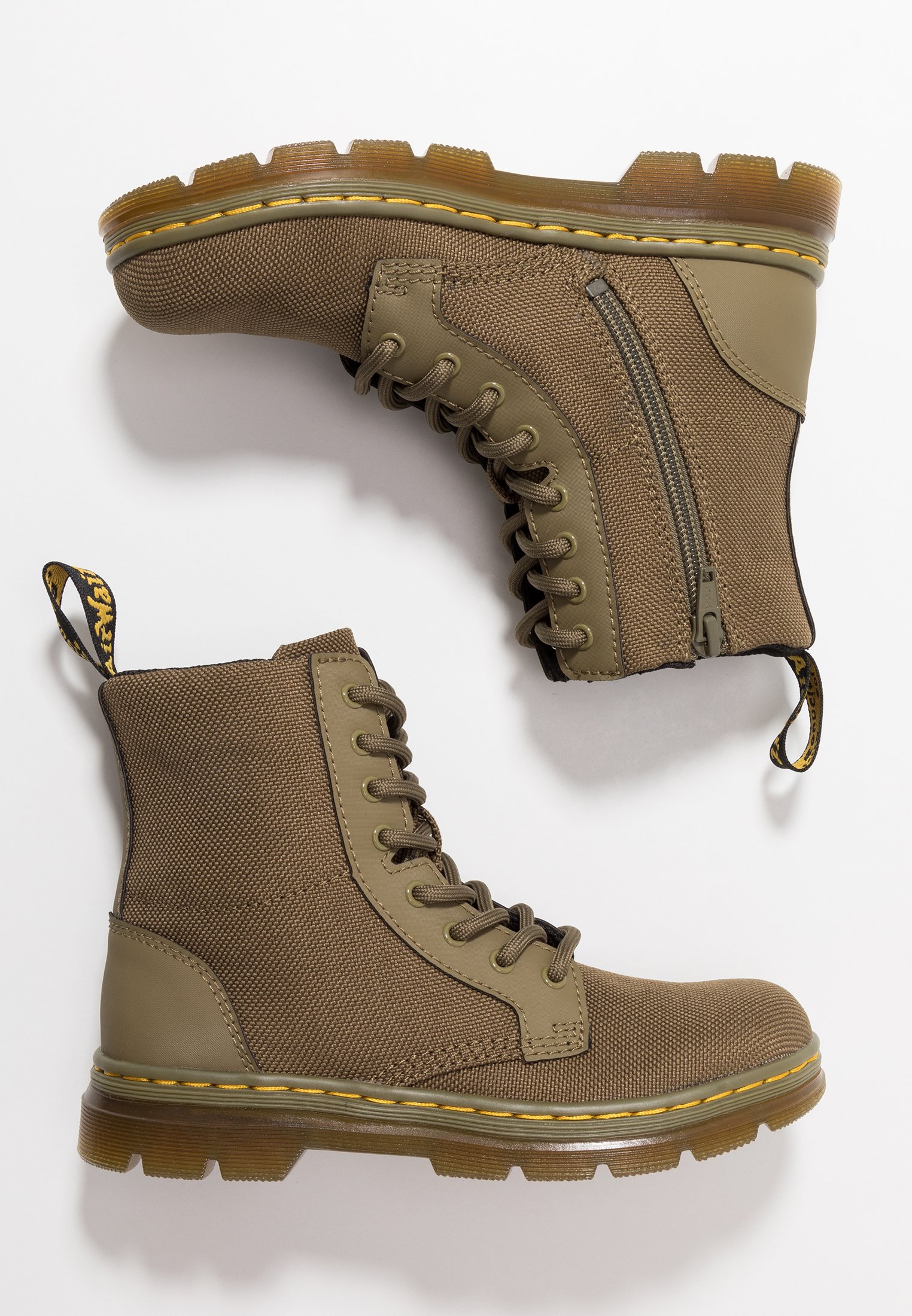 dr martens combs ii olive
