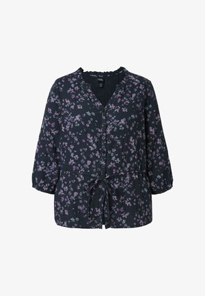 Czarna bluzka na guziki z rękawami 3/4, w różowo-fioletowy wzór kwiatowy, z falbankowym kołnierzem i paskiem w talii.