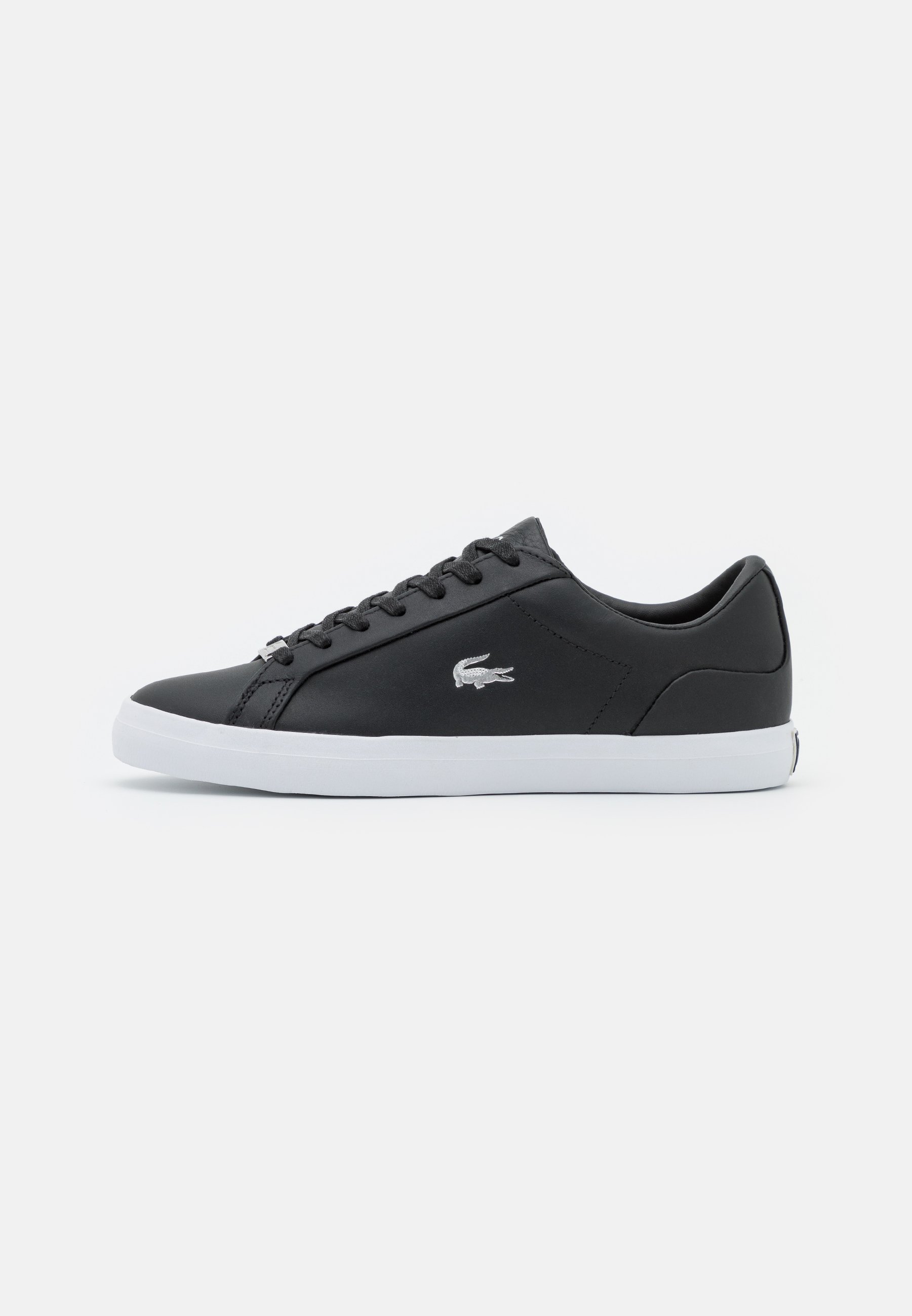 basket lacoste femme noir