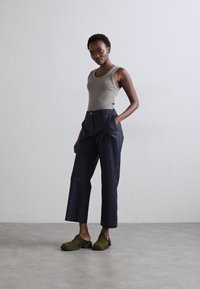 PS Paul Smith Pantalones - blue