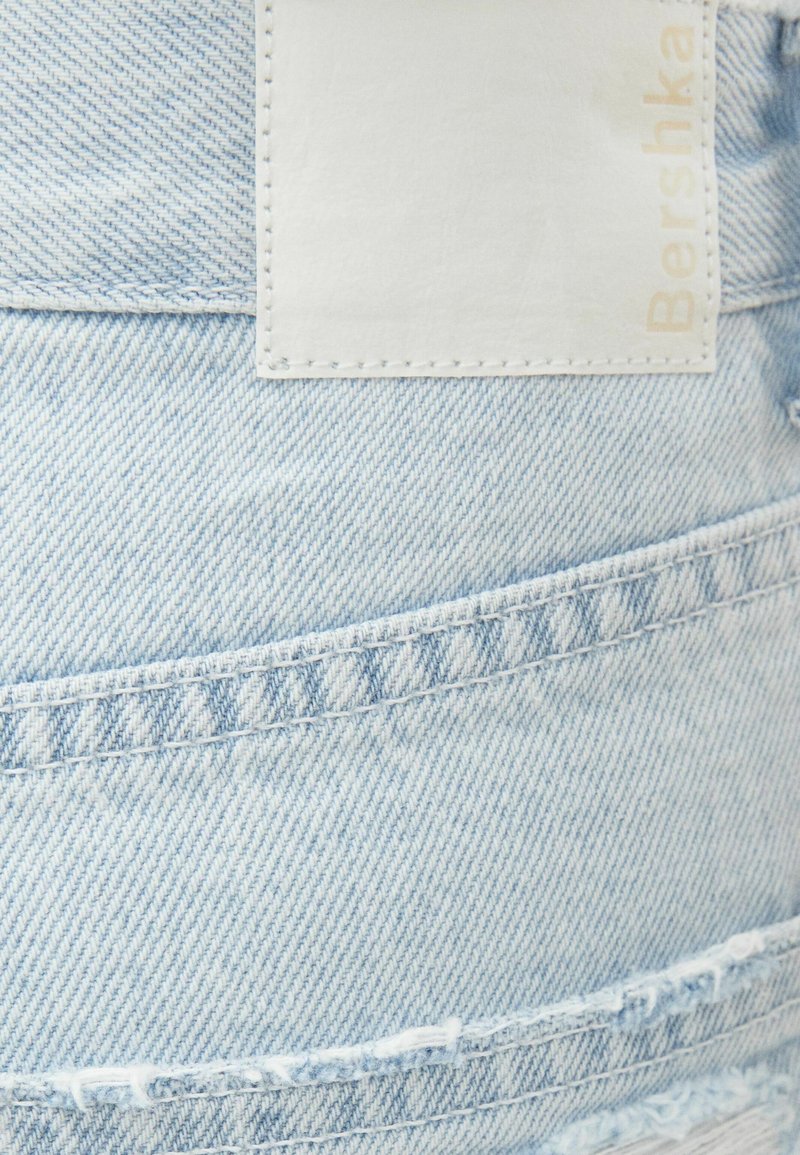 Damen Kleider | Bershka VINTAGE WITH RIPS Jeans Shorts light blue/hellblau - PE53899 Damen Kleider | Bershka VINTAGE WITH RIPS Jeans Shorts light blue/hellblau - PE53899