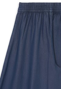 Thumbnail Image 6