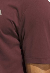 adidas Performance Polotričko - aurora ruby