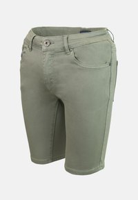 Pantalones cortos de mezcla de algodón en verde oliva, con cierre de cremallera, botón y cinco bolsillos. Textura suave y corte recto.