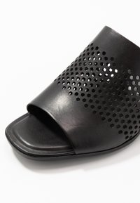 Tamaris SLIDES - Mules - black