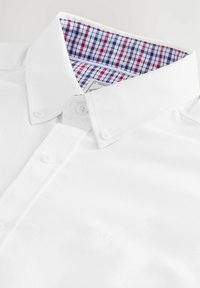 REGULAR FIT - STRETCH OXFORD SHORT SLEEVE - Cămașă - white