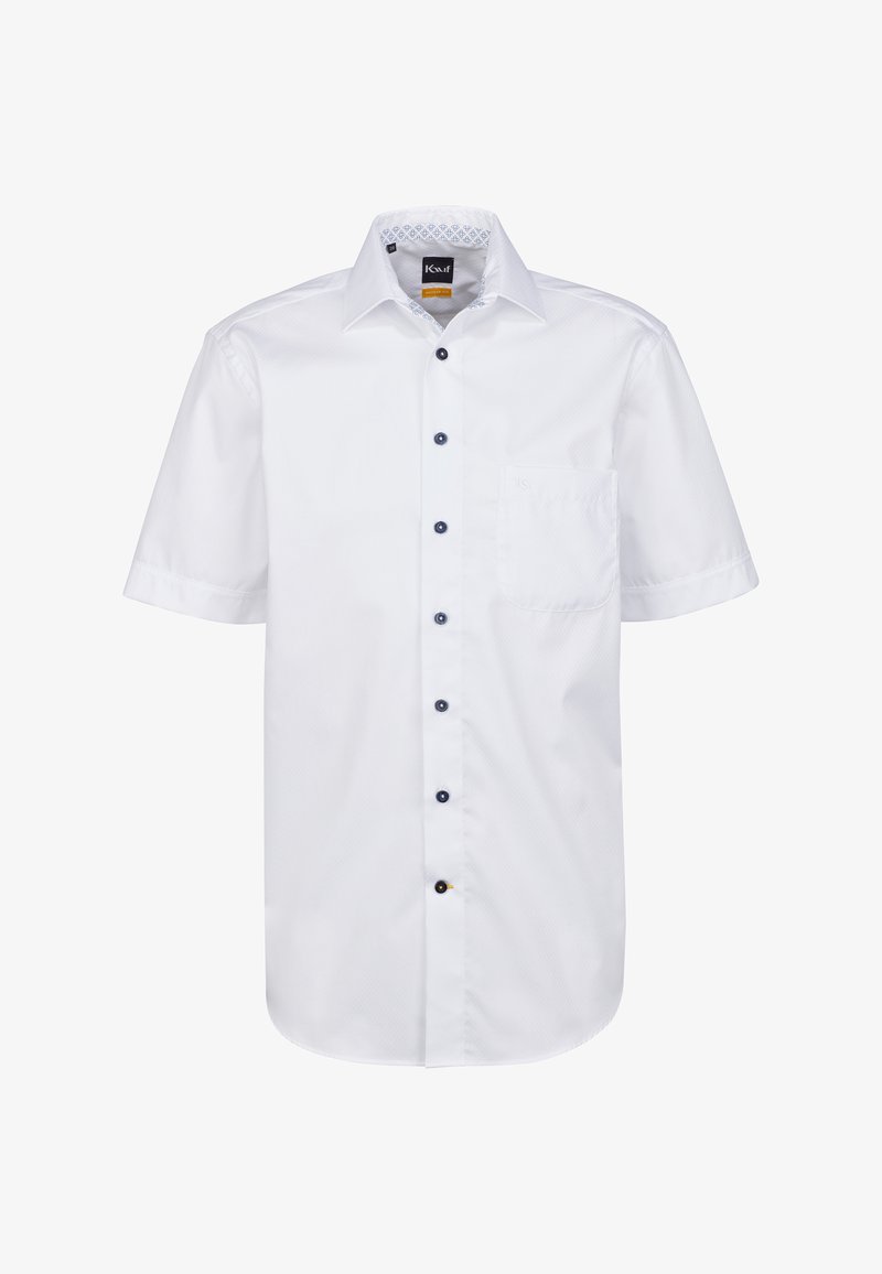 Camicia bianca a maniche corte con un design testurizzato, chiusura frontale a bottoni, bottoni blu e taschino sul petto; dettagli a fantasia all'interno del colletto.